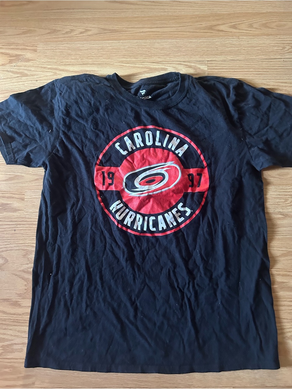 Fanatics Nhl Carolina Hurricanes Mens Large Shirt